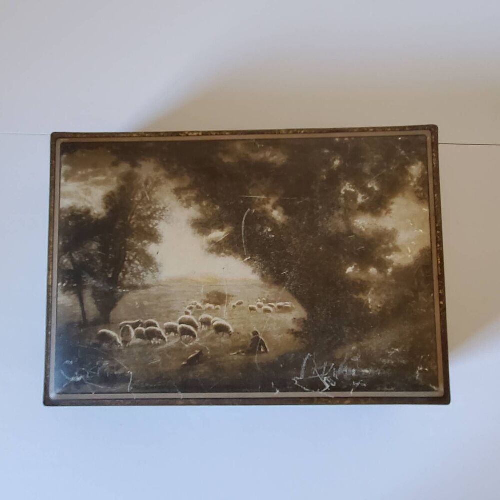 Vintage Nabisco Uneeda Hinged Biscuit Tin Boy Dog Sheep In Country Meadow Scene